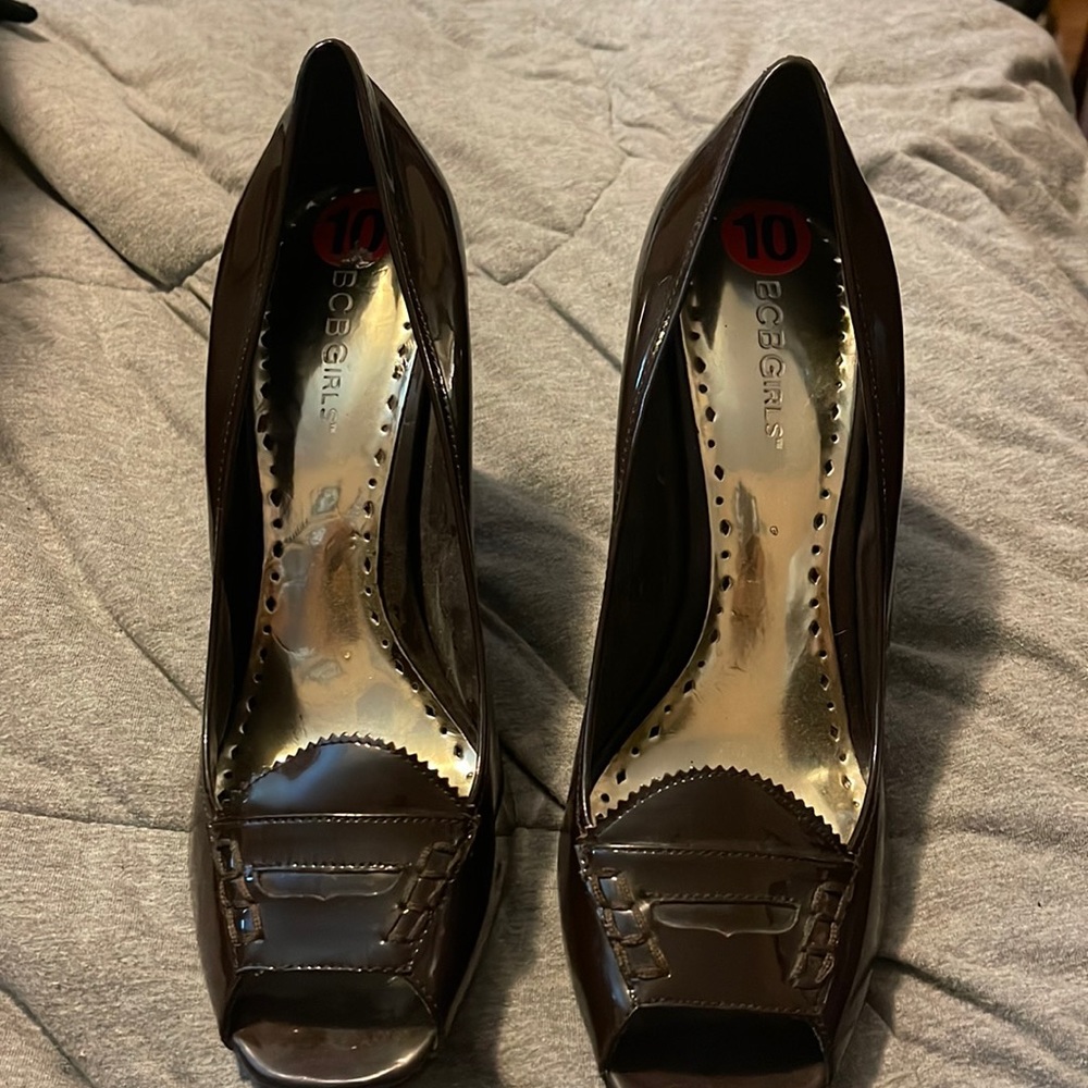 Shoe